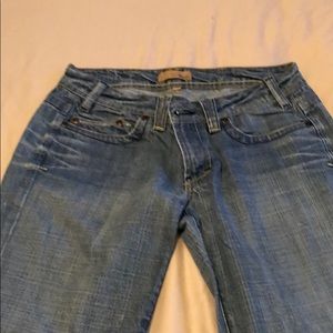 Yanuk Jeans 28